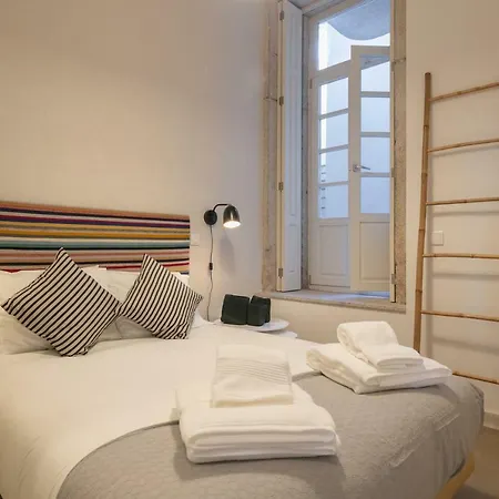 Orange Tree House 2*