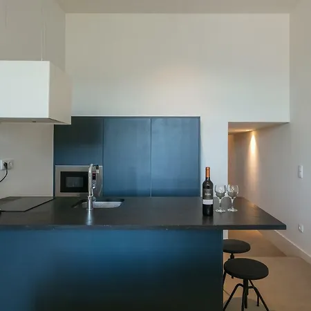 Orange Tree House 2*